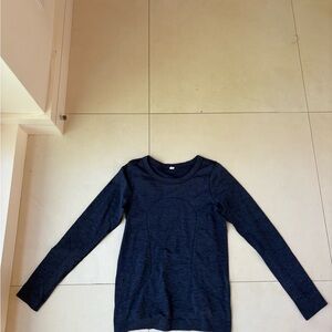Lululemon Athletica Blue Long Sleeve Tee